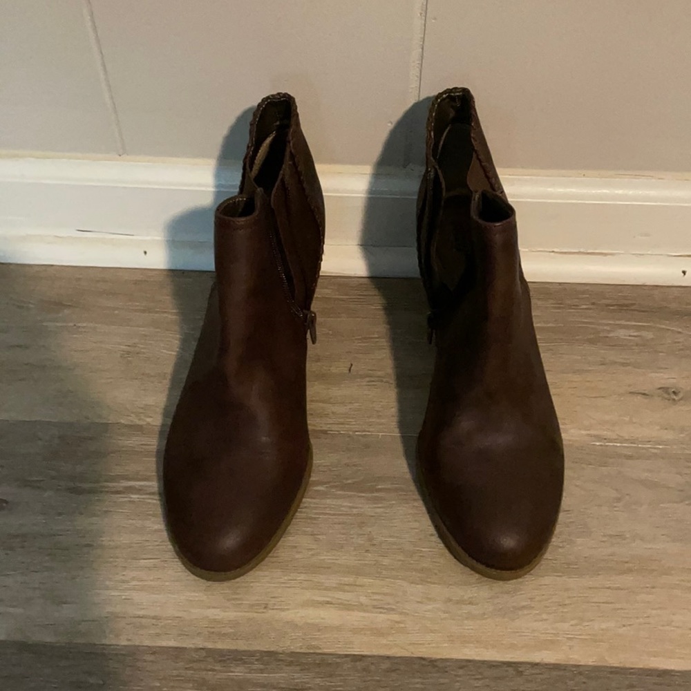 Brown boots